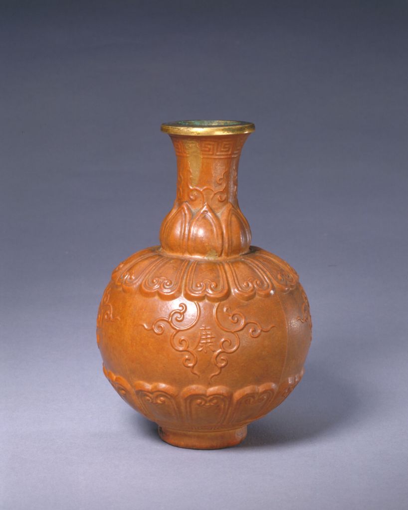 图片[1]-Pao made lotus petal vase-China Archive